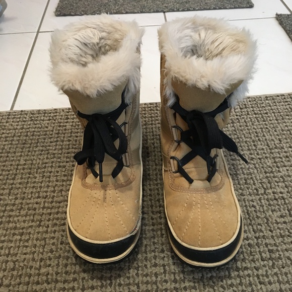 Sorel Shoes - Sorel Beige Winter Boots